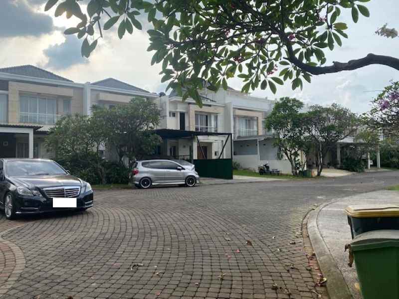 dijual rumah perumahan river valley