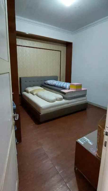 dijual rumah perumahan tamansari