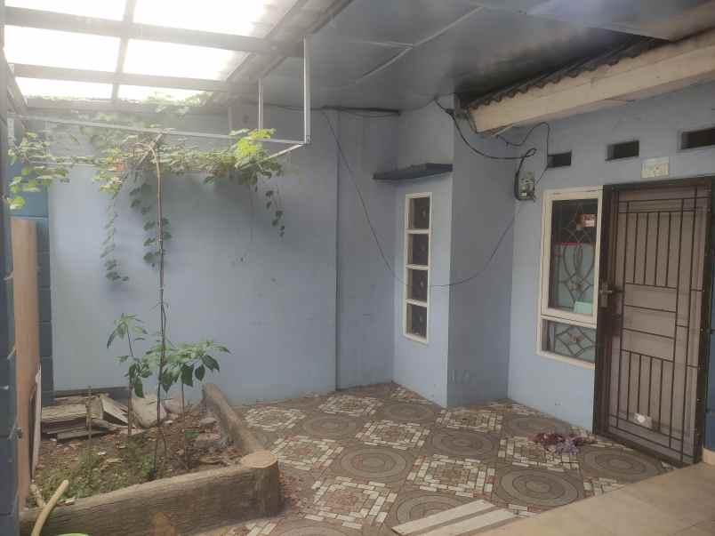 dijual rumah perumahan tanjakan mekar