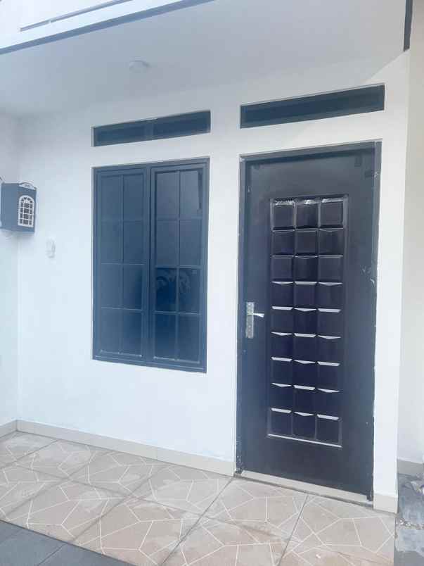 dijual rumah perumahan telaga mas duta