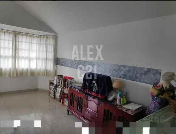 dijual rumah pesanggrahan