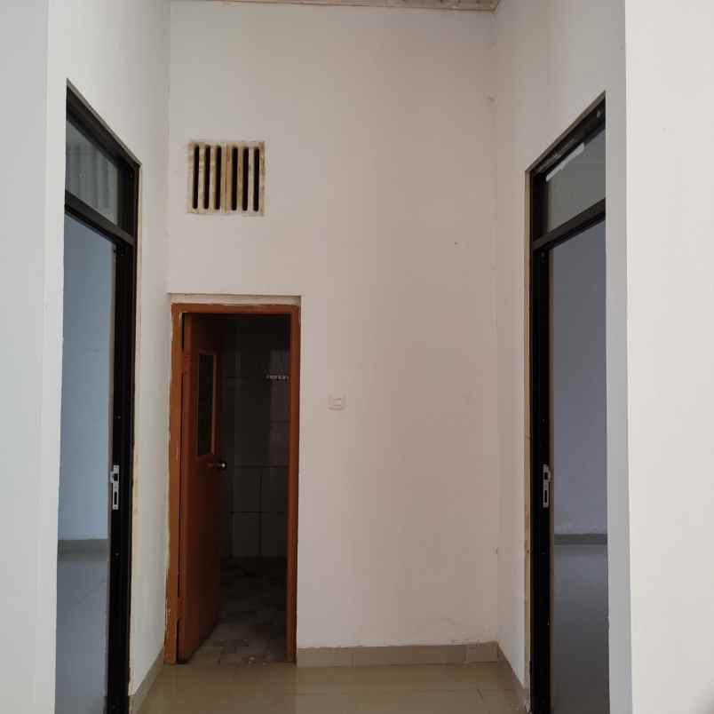 dijual rumah pesona khayangan juanda