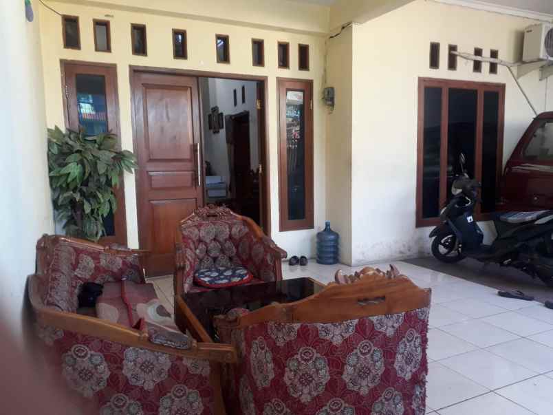 dijual rumah petukangan utara