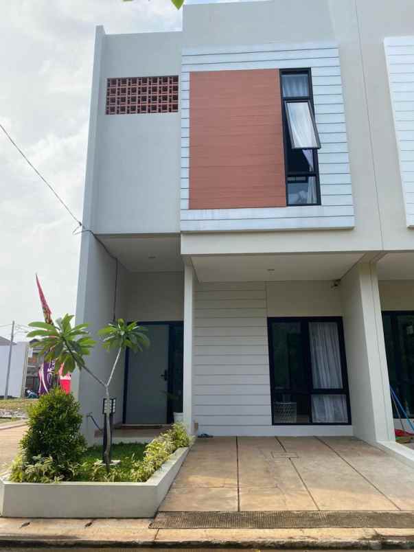 dijual rumah pinang ranti