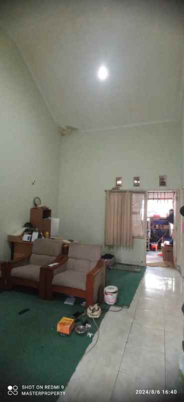 dijual rumah pinus regency