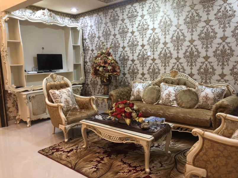 dijual rumah pinus regency