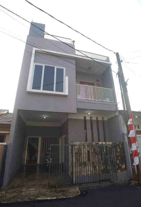 dijual rumah pondok aren tangerang selatan