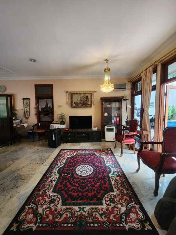 dijual rumah pondok labu