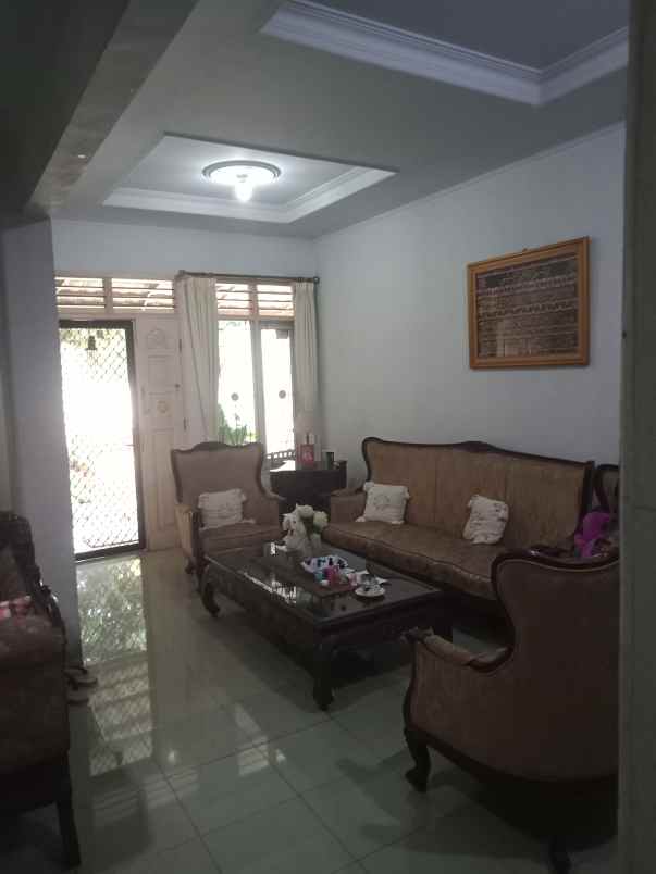 dijual rumah pondok melati