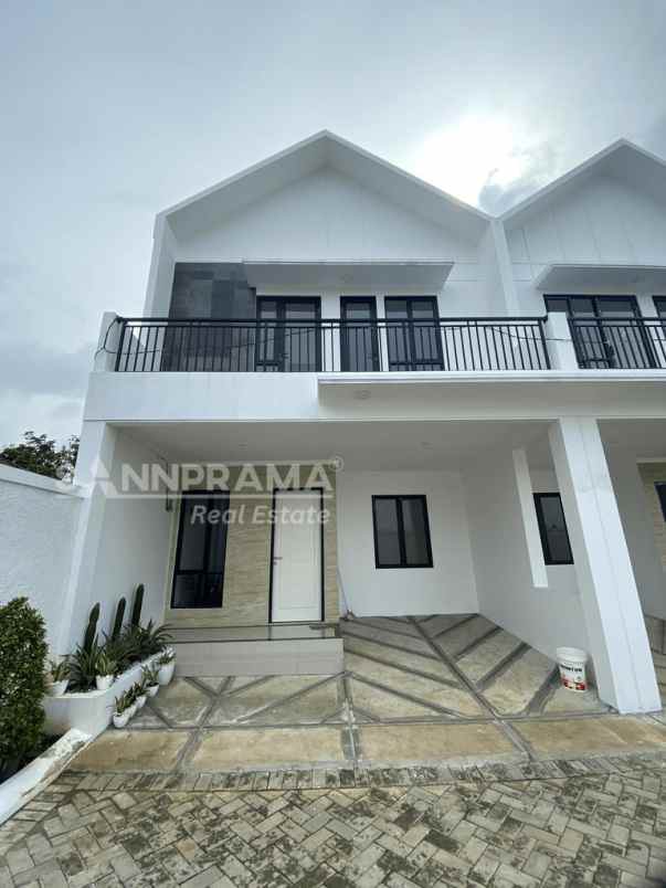 dijual rumah pondok petir