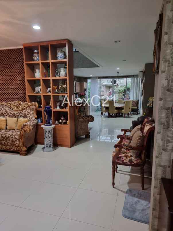 dijual rumah pondok pinang kebayoran