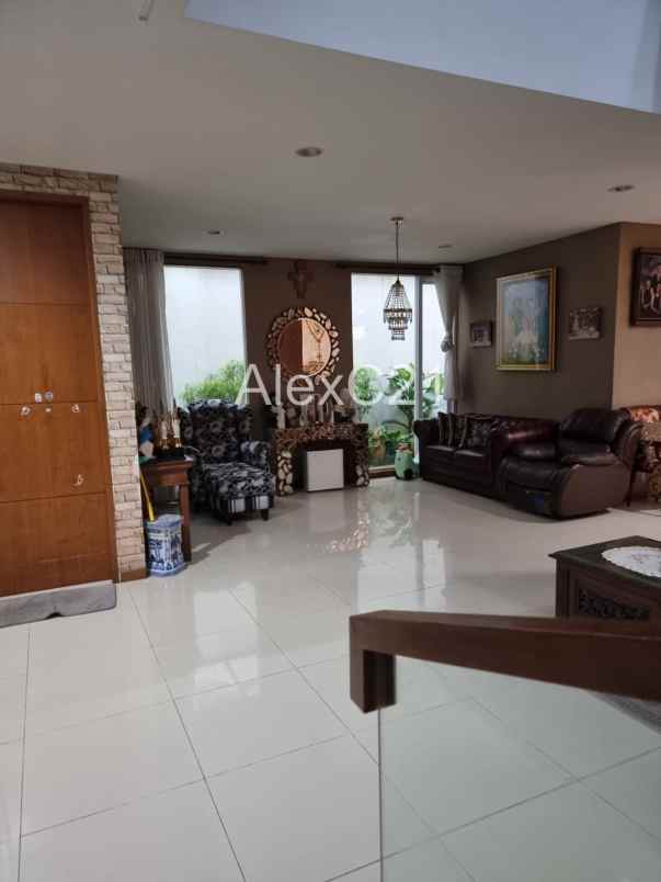 dijual rumah pondok pinang kebayoran