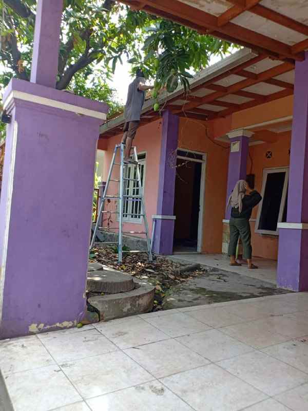 dijual rumah pondok wage indah 2