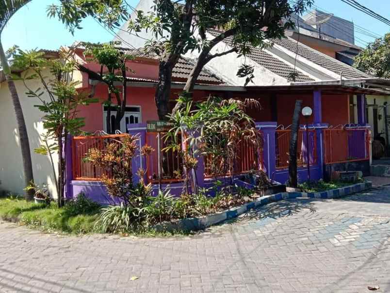 dijual rumah pondok wage indah 2