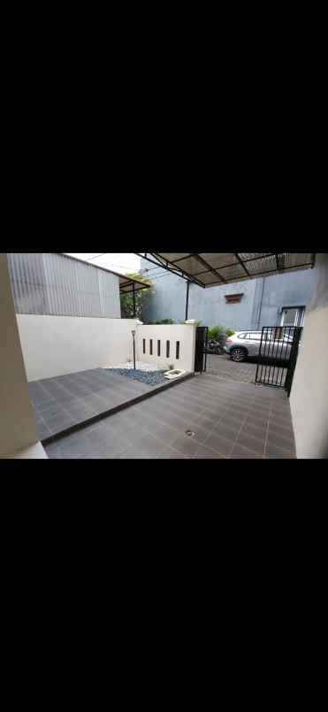 dijual rumah poris indah