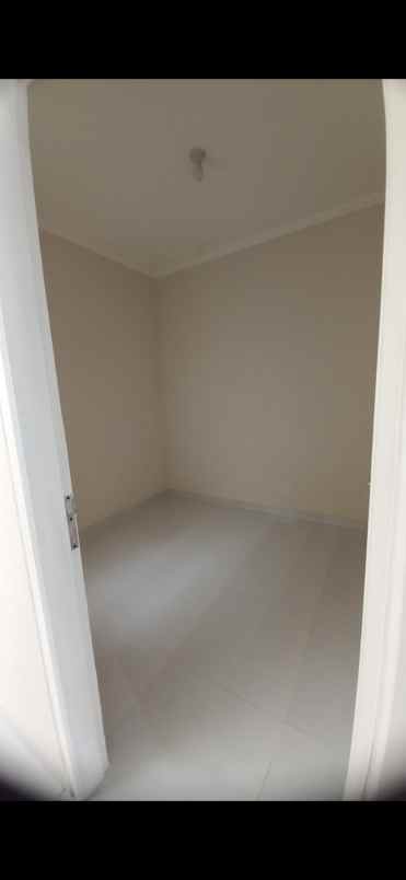dijual rumah poris indah