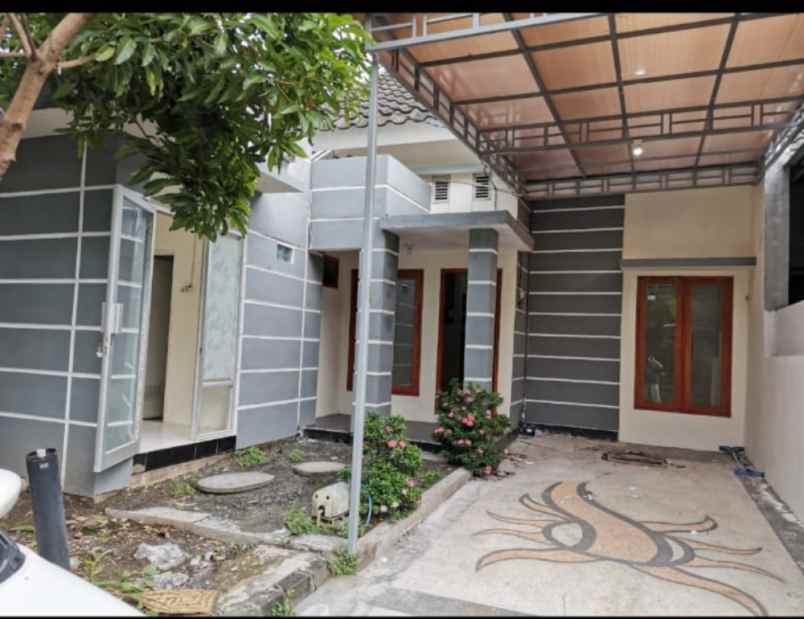 dijual rumah puri safira regency