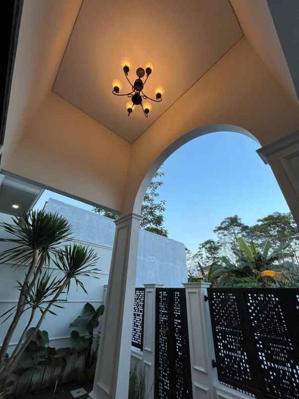 dijual rumah purwomartani