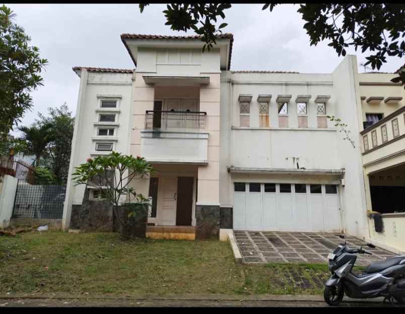 dijual rumah raffles hills cibubur