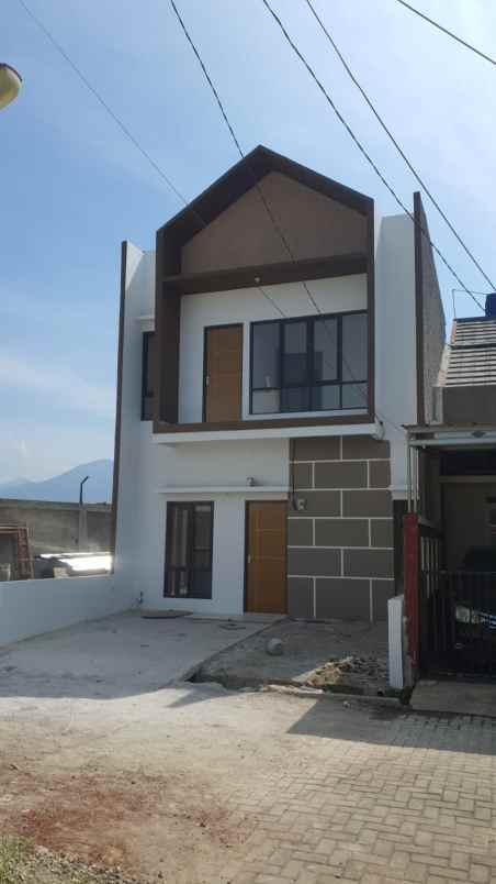 dijual rumah rancaekek