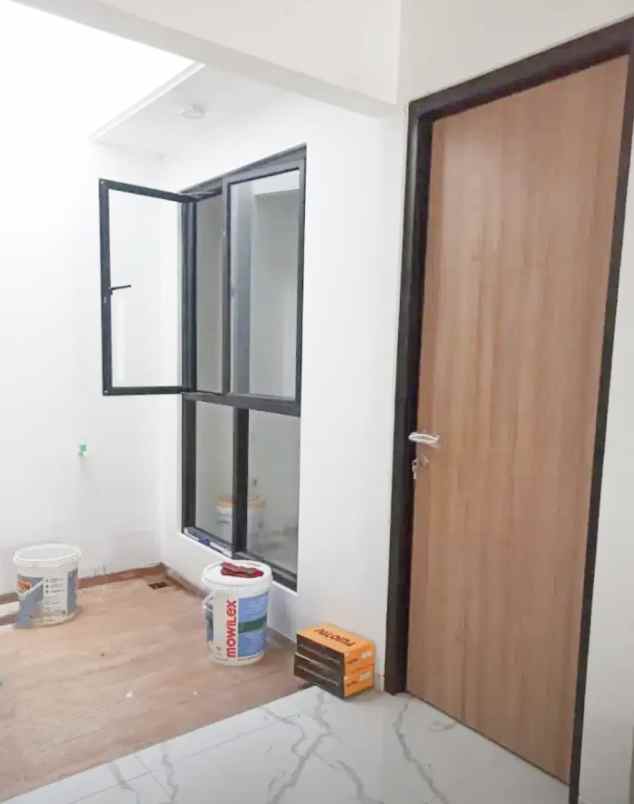 dijual rumah rawamangun