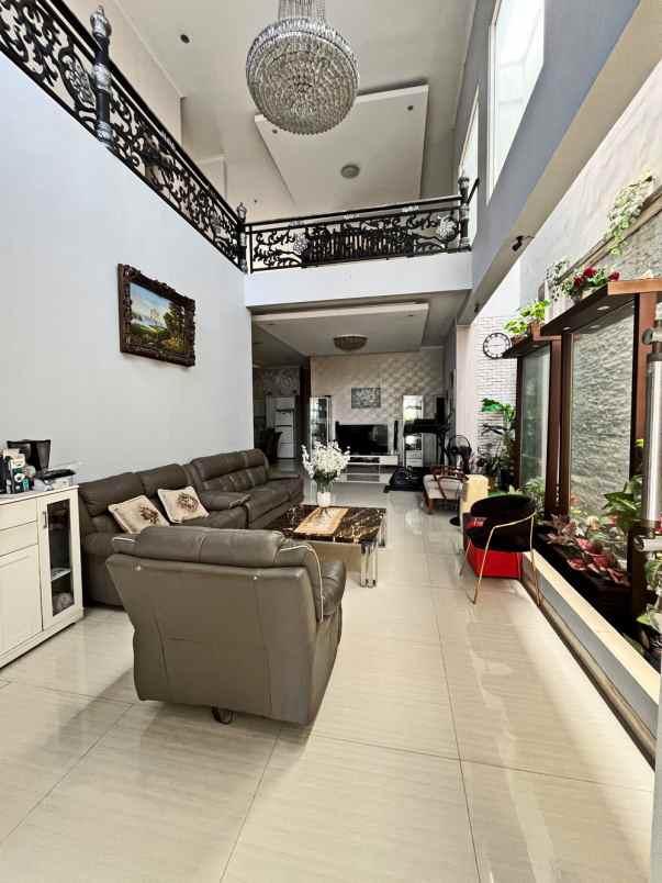 dijual rumah rawamangun jakarta timur