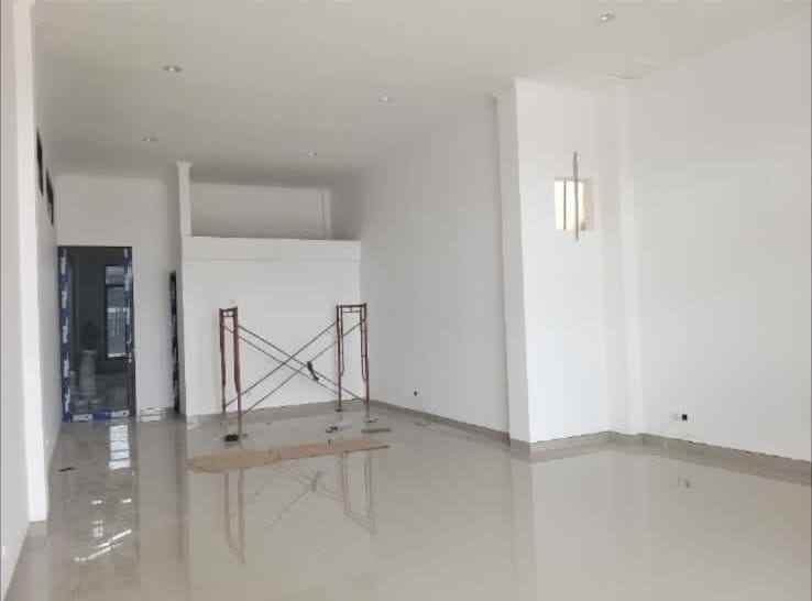 dijual rumah raya gilang