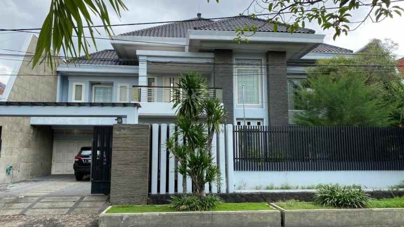 dijual rumah raya klampis anom