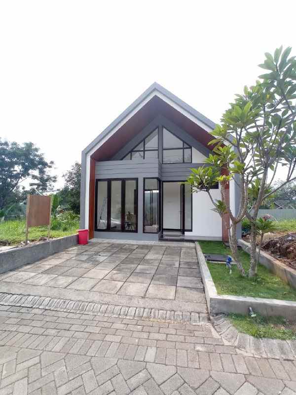 dijual rumah rindanavia villa residence