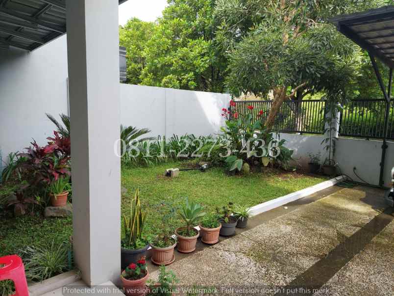 dijual rumah royal view