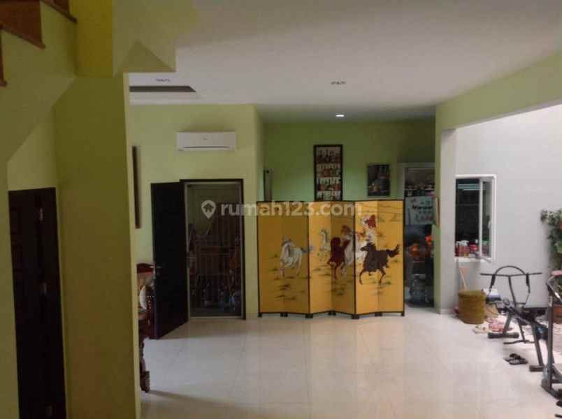 dijual rumah rumah di citra garden 6