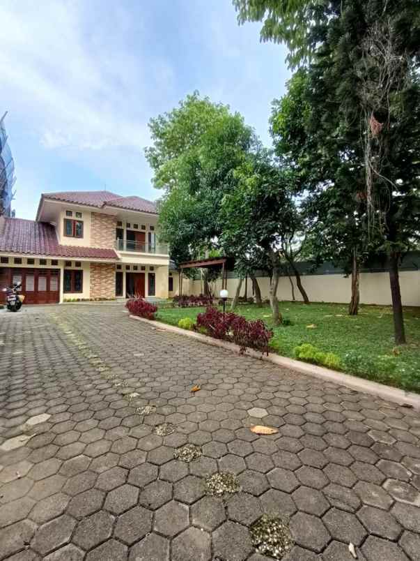 dijual rumah rumah di jalan moh kahfi