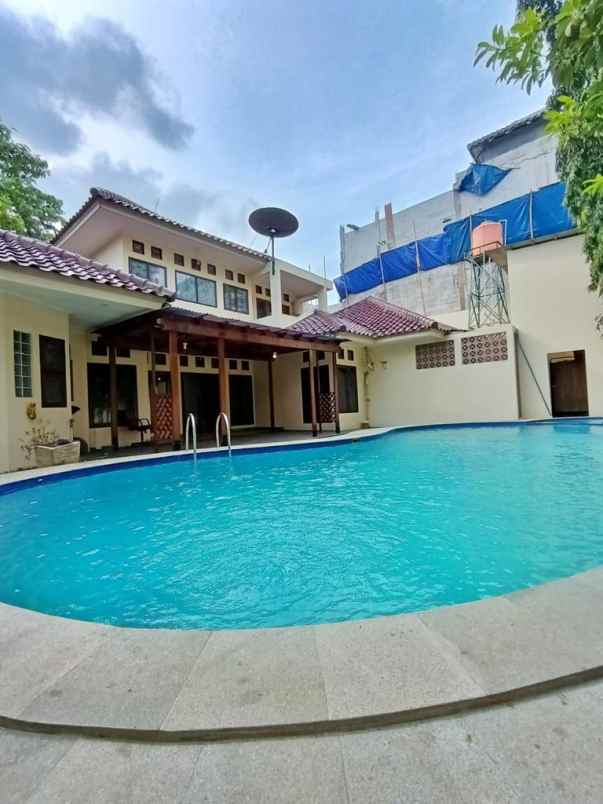 dijual rumah rumah di jalan moh kahfi