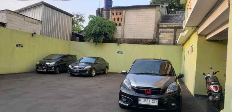 dijual rumah rumah kost di jln batu