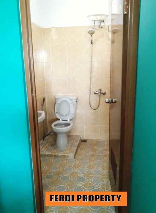 dijual rumah rumah mewah dekat mal