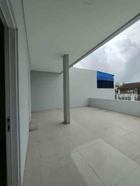 dijual rumah rumah pulomas jakarta timur