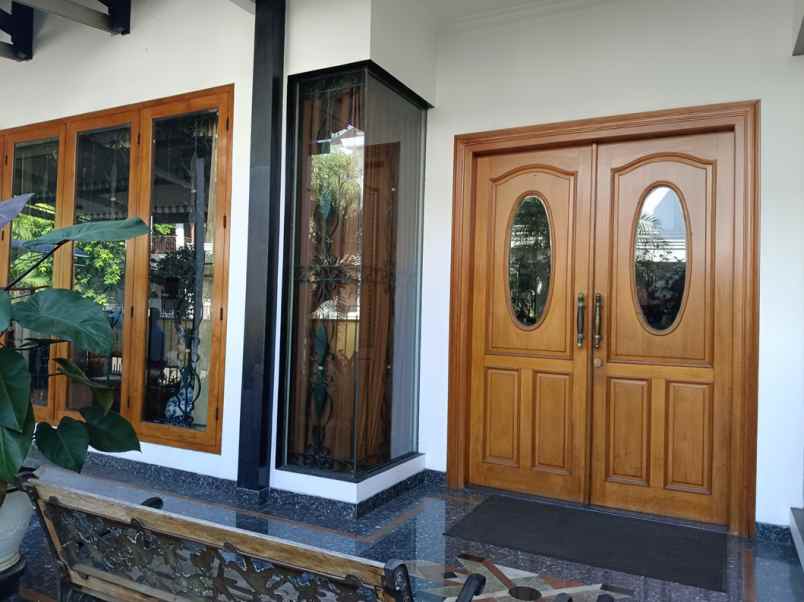 dijual rumah rumah taman berdikari