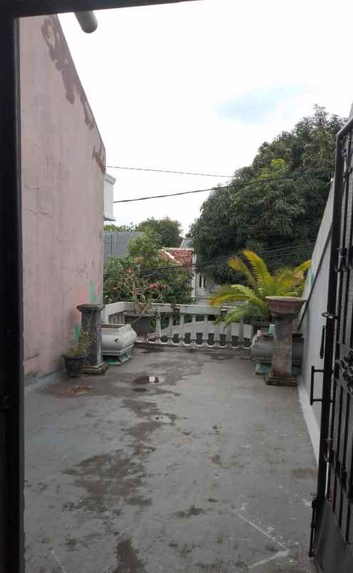 dijual rumah sangat strategis di pondok kelapa