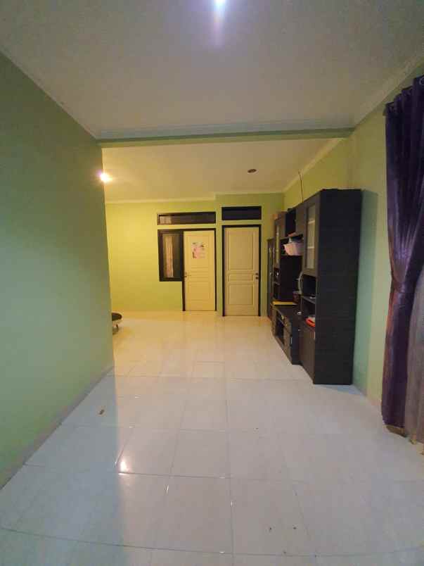 dijual rumah sariwangi