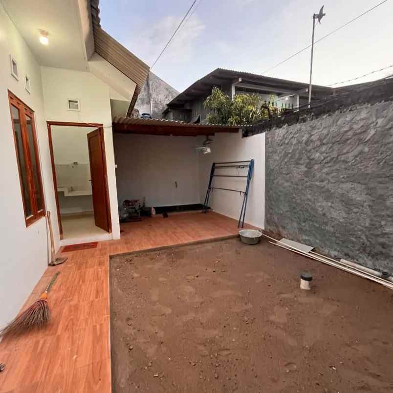 dijual rumah sendangtirto
