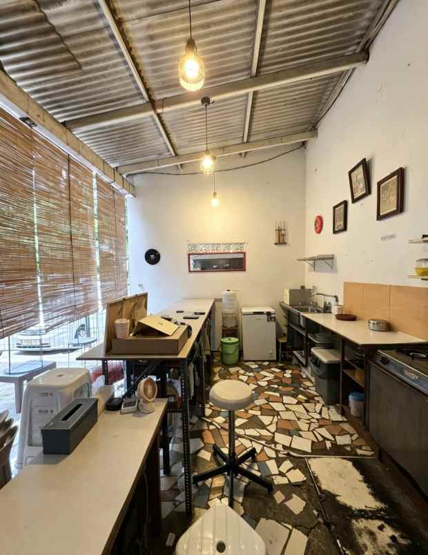 dijual rumah senopati