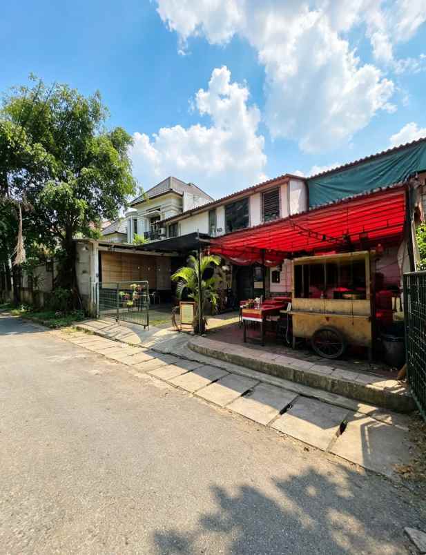 dijual rumah senopati