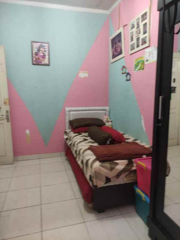 dijual rumah serpong park