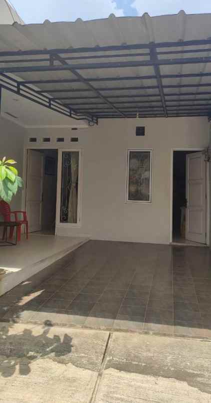 dijual rumah serpong park