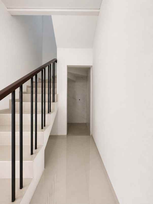 dijual rumah setu