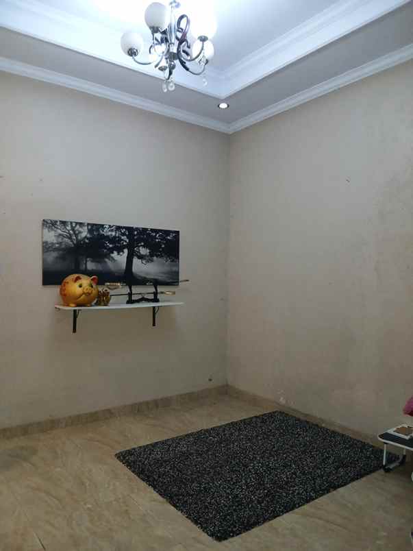 dijual rumah setu indah