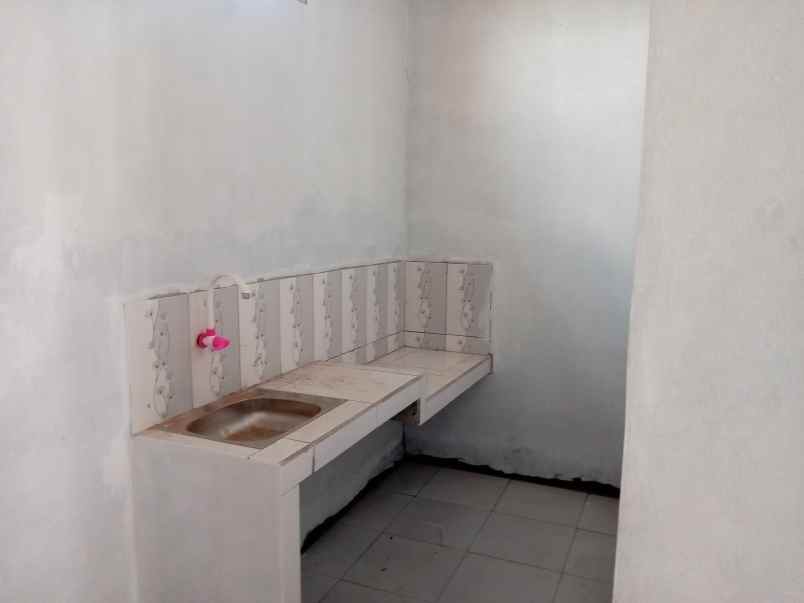 dijual rumah siap huni