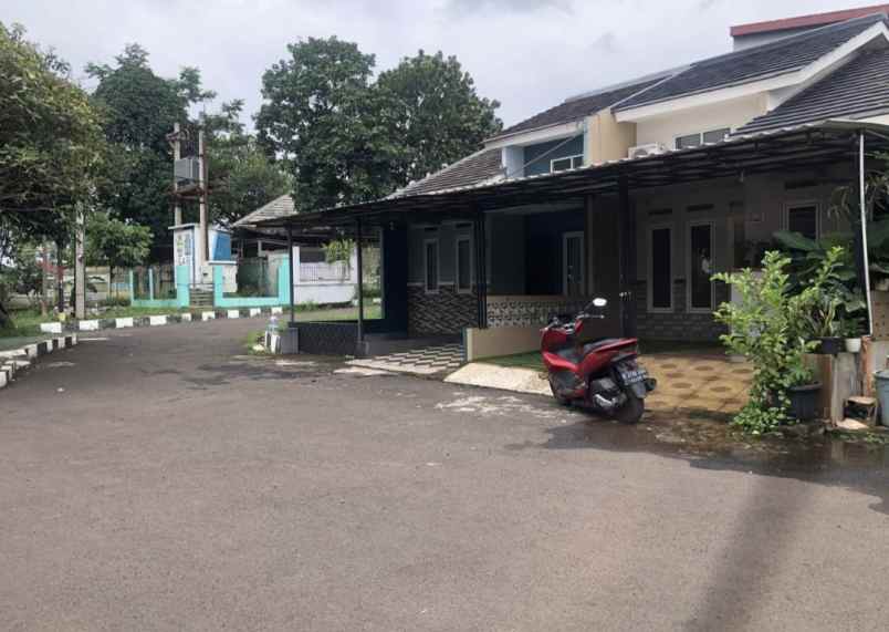 dijual rumah siap huni