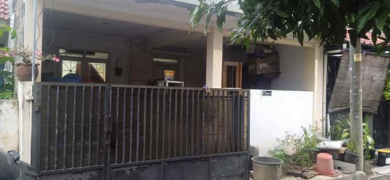 dijual rumah siap huni di perum metland tambun