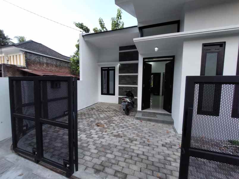 dijual rumah siap huni ringroad selatan bantul